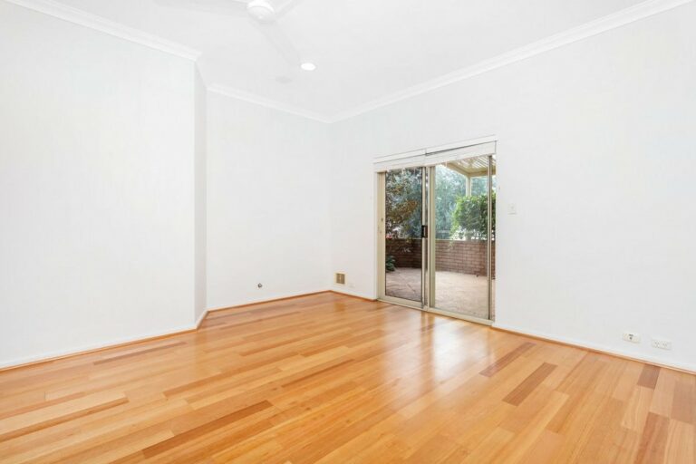 4A Cliff Road gallery