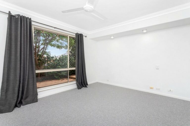 4A Cliff Road gallery