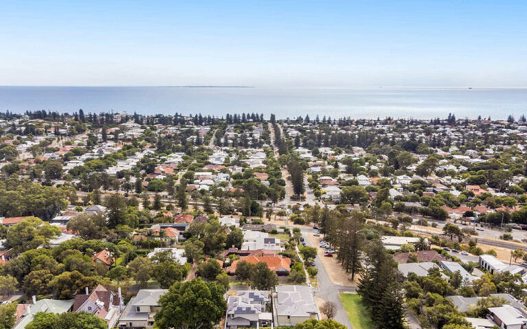 94 Railway Street gallery