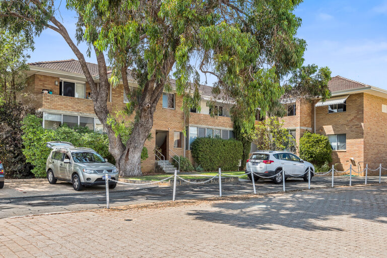 2/268 STIRLING HIGHWAY gallery