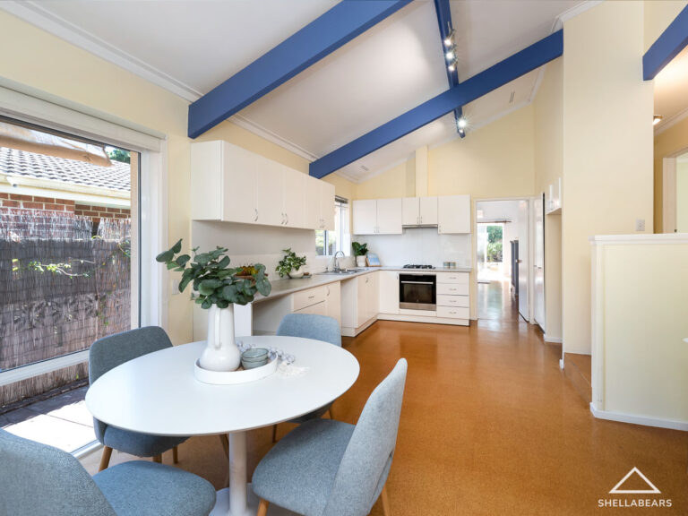 10 Lakeway Street gallery