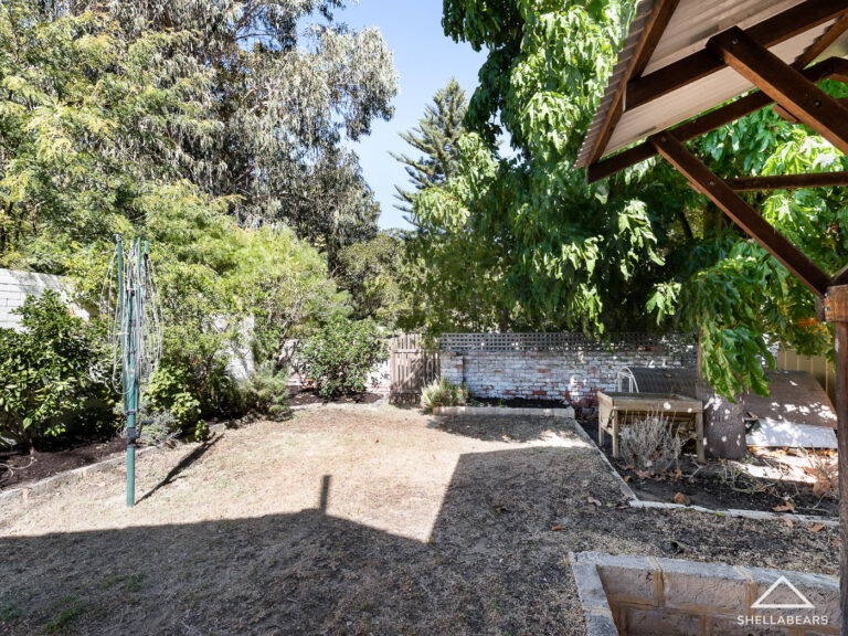 10 Lakeway Street gallery