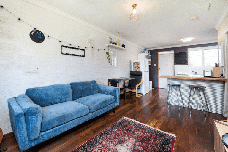 9/9 Gibbon Street gallery