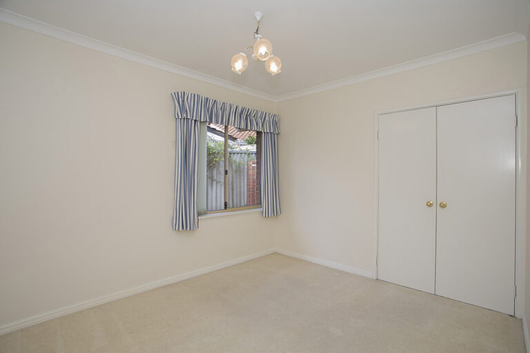 80a Waratah Avenue gallery
