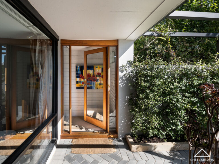 12 Brassey Street gallery