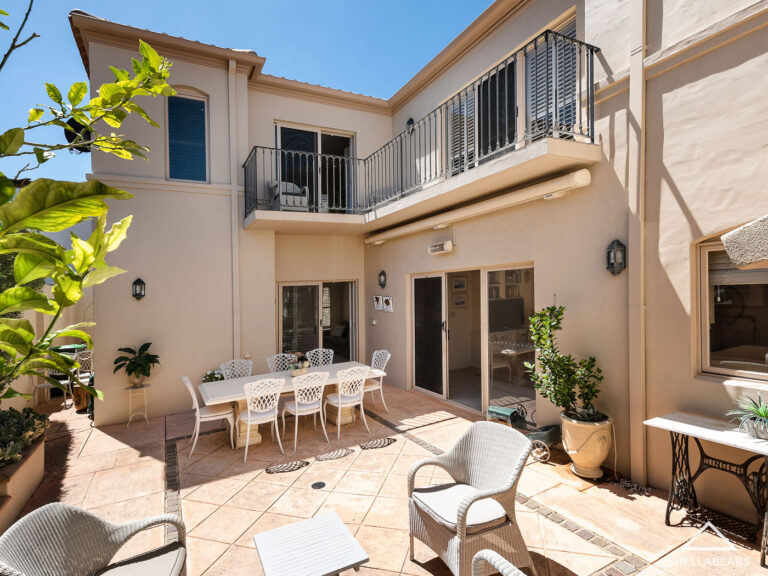 2A Torrens Court gallery