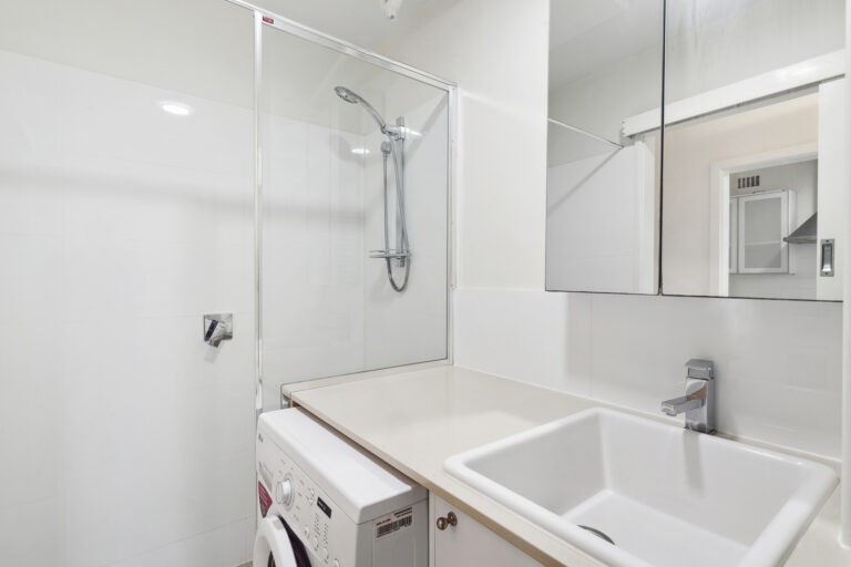 22/190 Little Marine Parade gallery