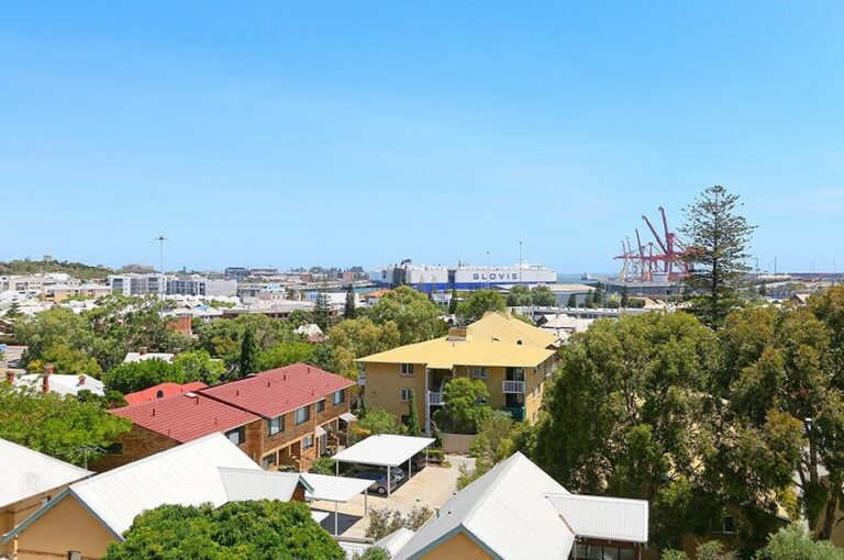 41/21 Harvest Road gallery