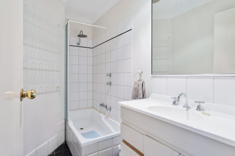 3/292 Harborne Street gallery