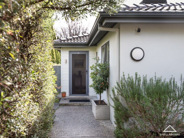 37B Second Avenue gallery