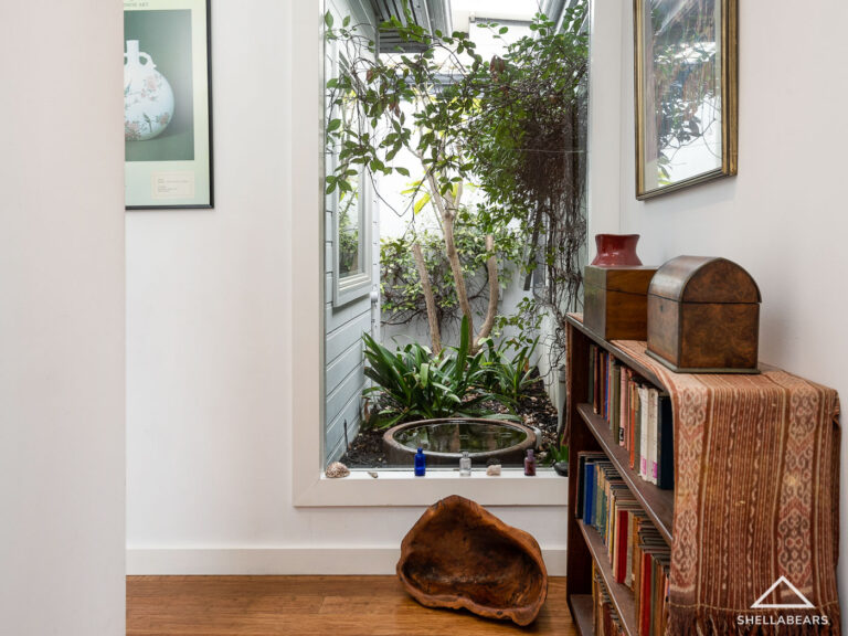 37B Second Avenue gallery