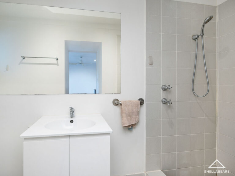 37B Second Avenue gallery