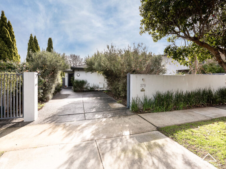 37B Second Avenue gallery