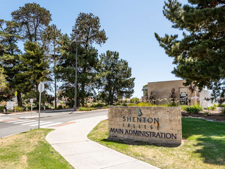 37B Second Avenue gallery