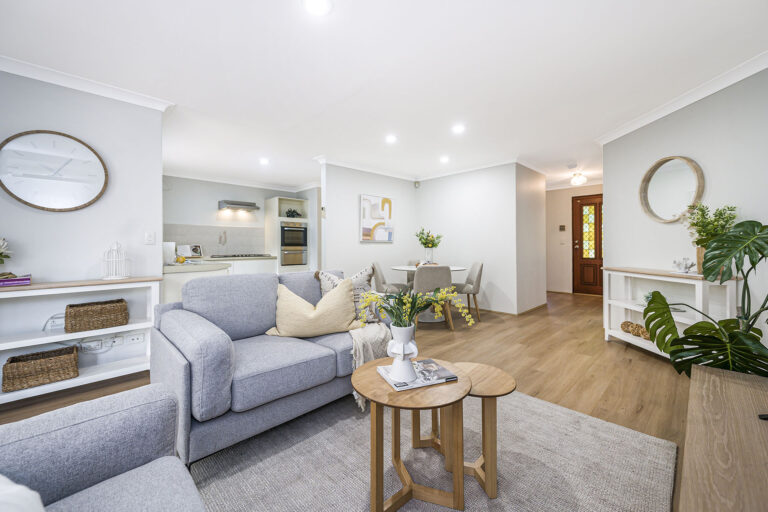 1/38 Leonora Street gallery