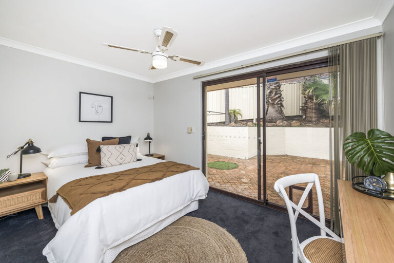 1/38 Leonora Street gallery