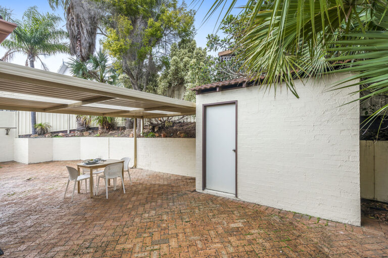 1/38 Leonora Street gallery