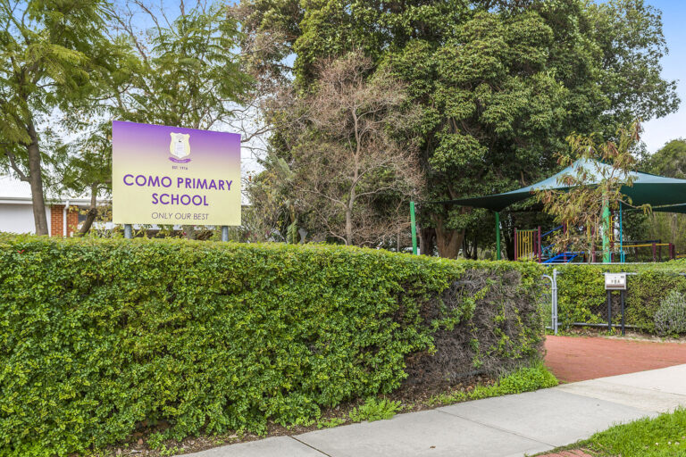 1/38 Leonora Street gallery