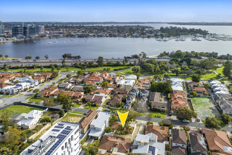 1/38 Leonora Street gallery