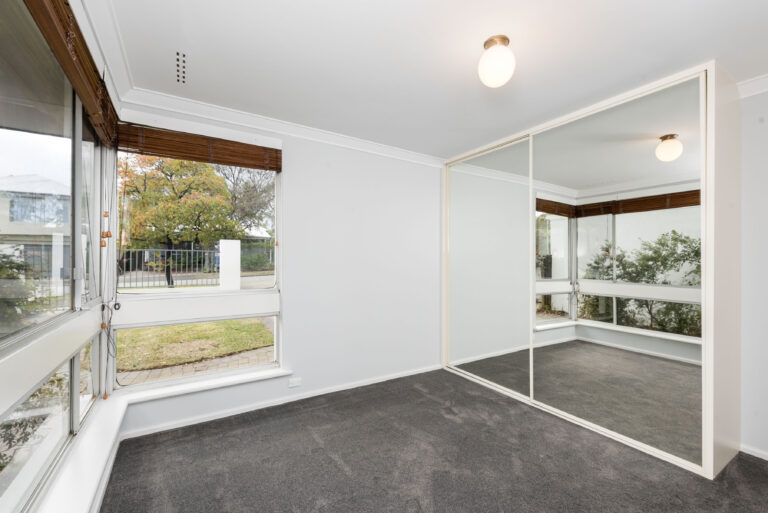 20 Horgan Street gallery