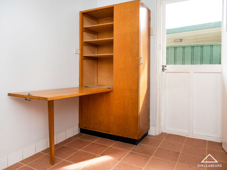 261 Curtin Avenue gallery