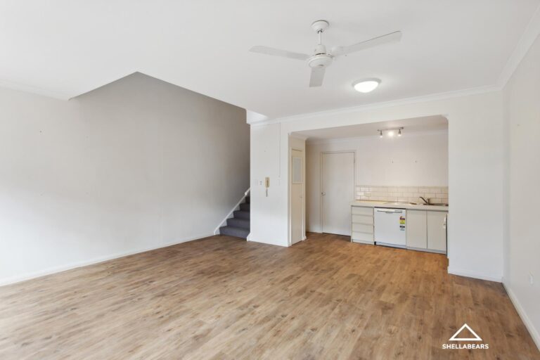 33/330 South Terrace gallery