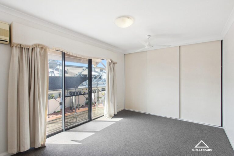 33/330 South Terrace gallery