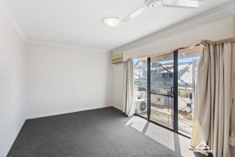 33/330 South Terrace gallery
