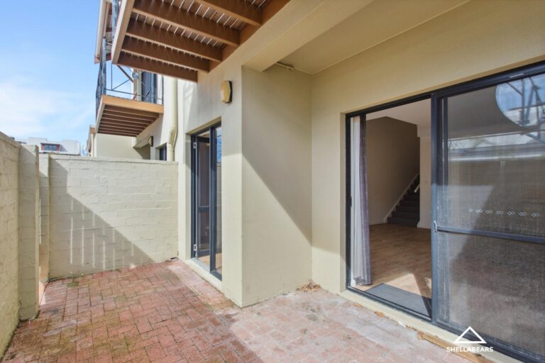 33/330 South Terrace gallery