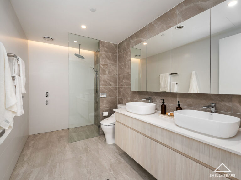 308/40 Marine Parade gallery