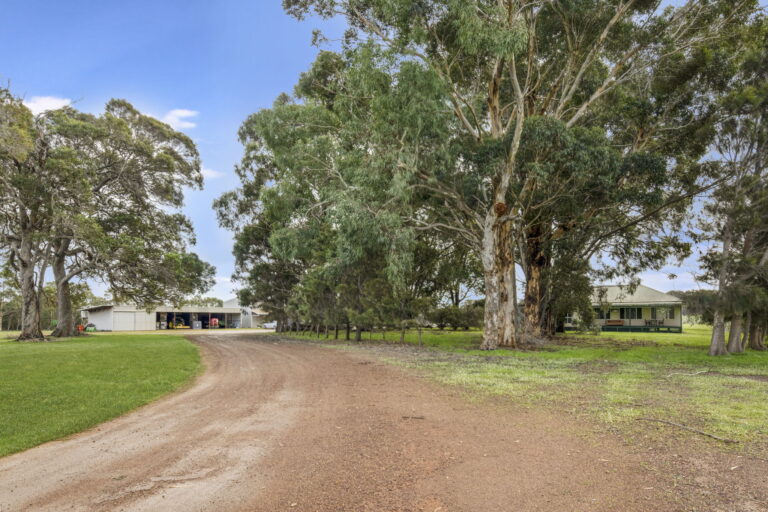 467 Twenty Four Road gallery