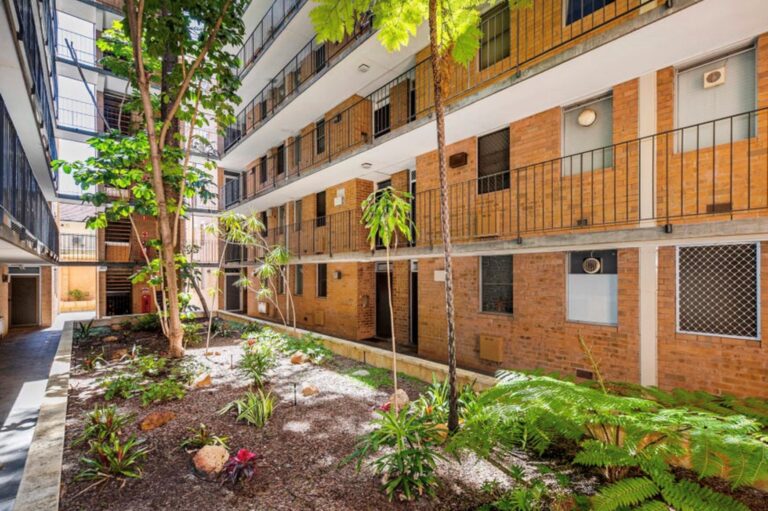 Ground Floor Unit in the Heart of Wembley gallery