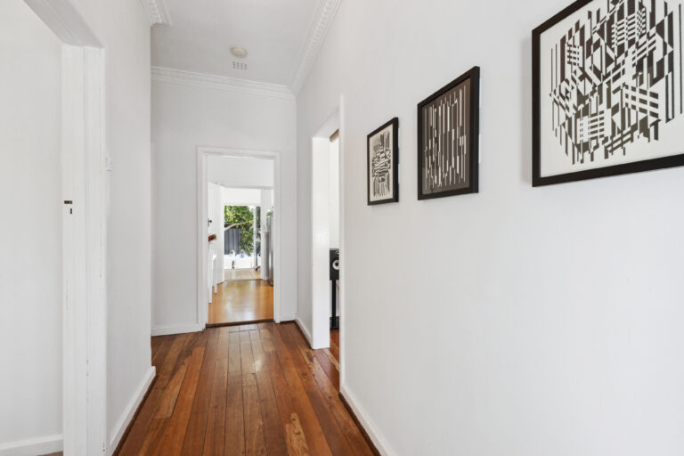 15 Lisle Street gallery