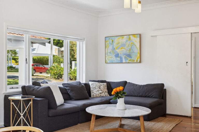 15 Lisle Street gallery