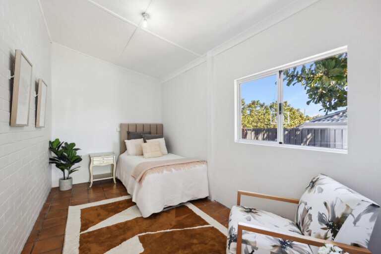 15 Lisle Street gallery