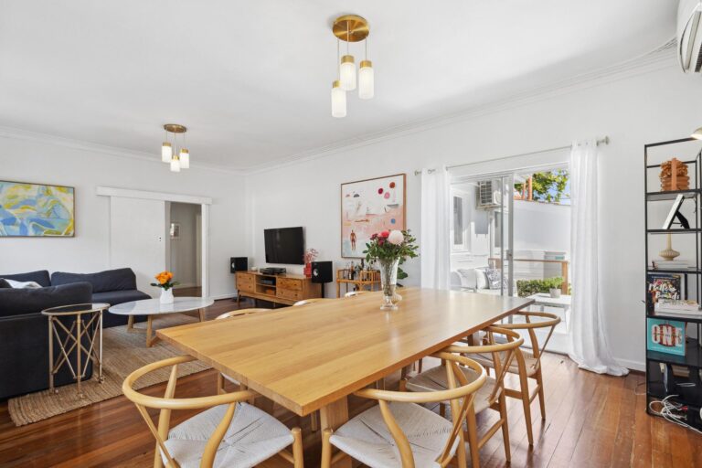 15 Lisle Street gallery