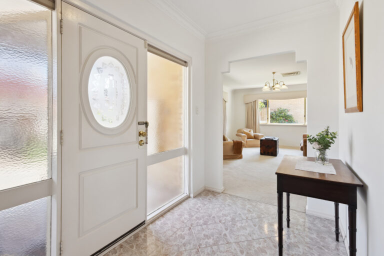 2/15 Anstey Street gallery