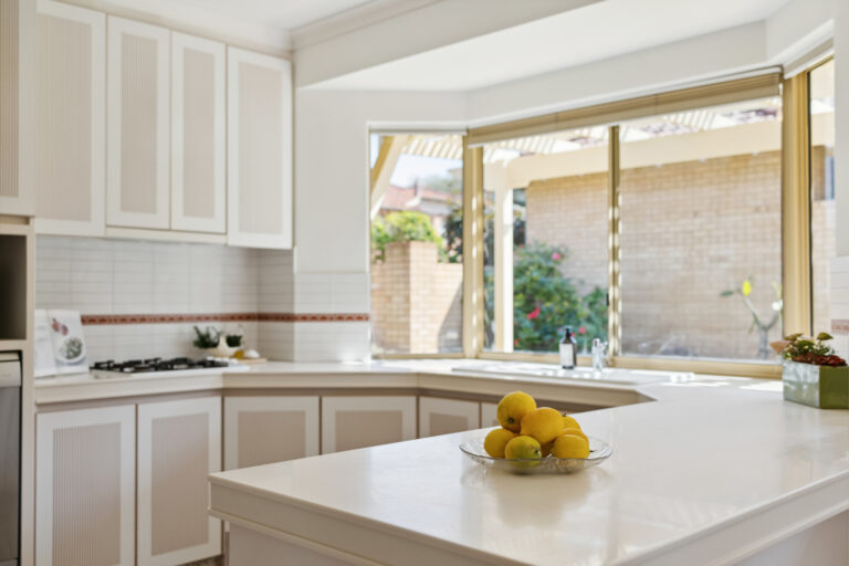 2/15 Anstey Street gallery