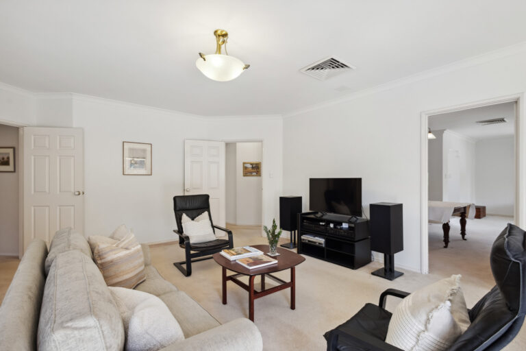 2/15 Anstey Street gallery