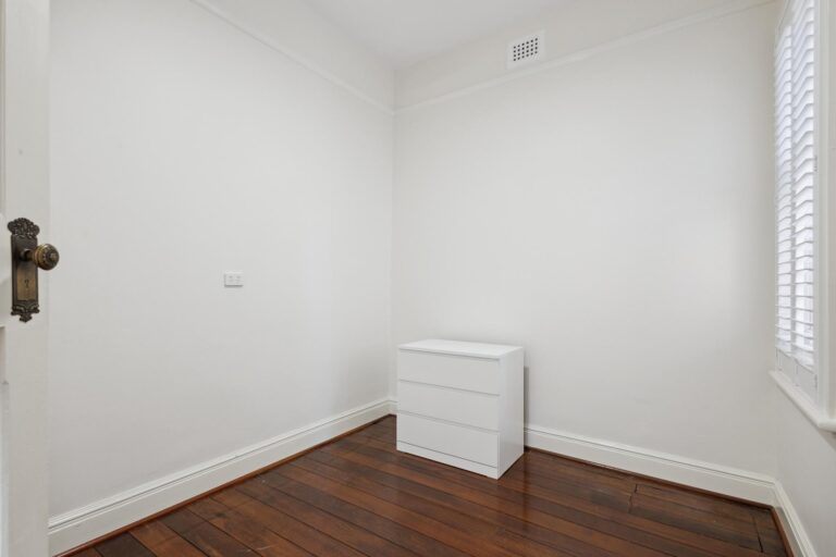 6 Redfern Street gallery