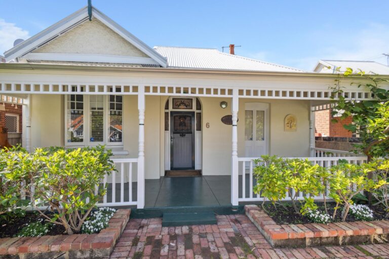 6 Redfern Street gallery