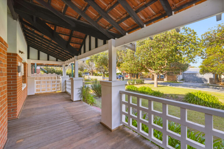 49 Robinson Street gallery