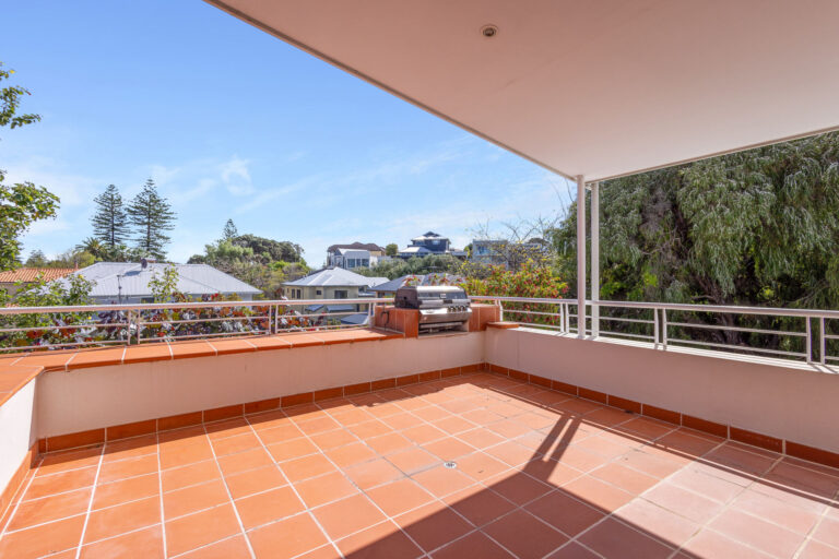 F126 Broome Street gallery