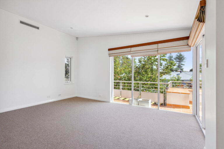 F126 Broome Street gallery