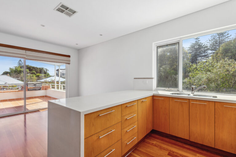 F126 Broome Street gallery