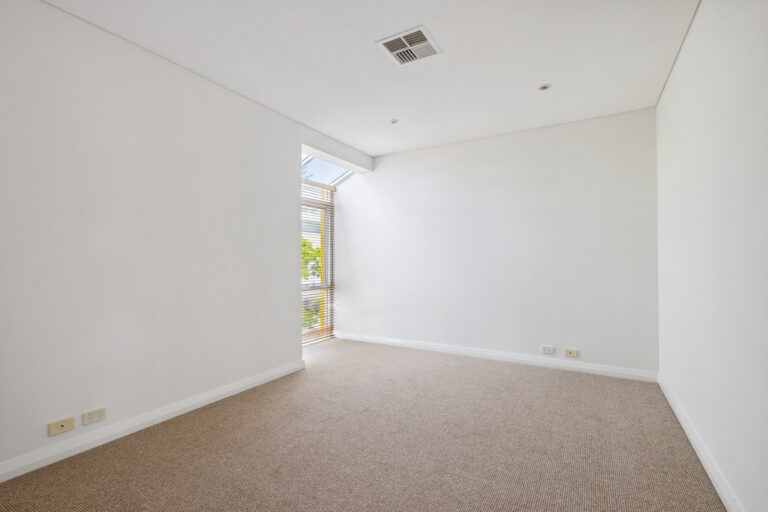 F126 Broome Street gallery