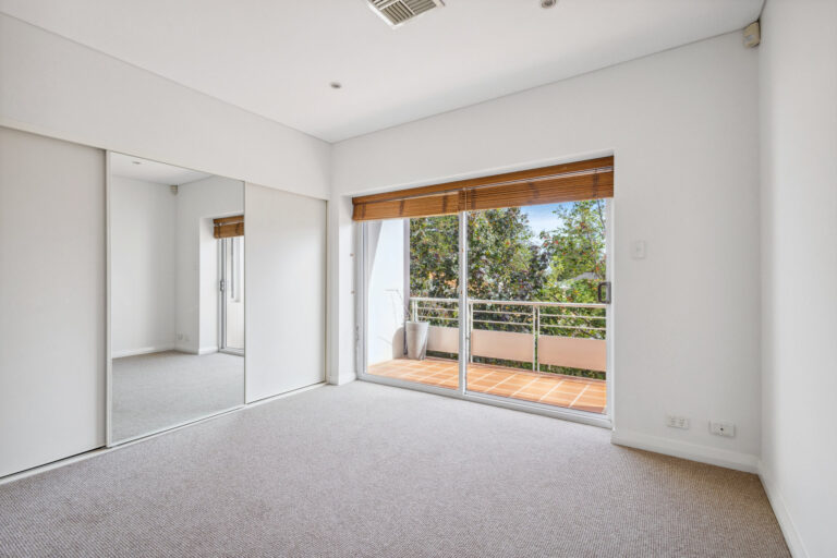 F126 Broome Street gallery