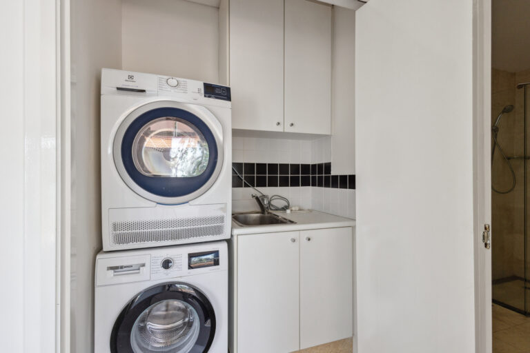 F126 Broome Street gallery