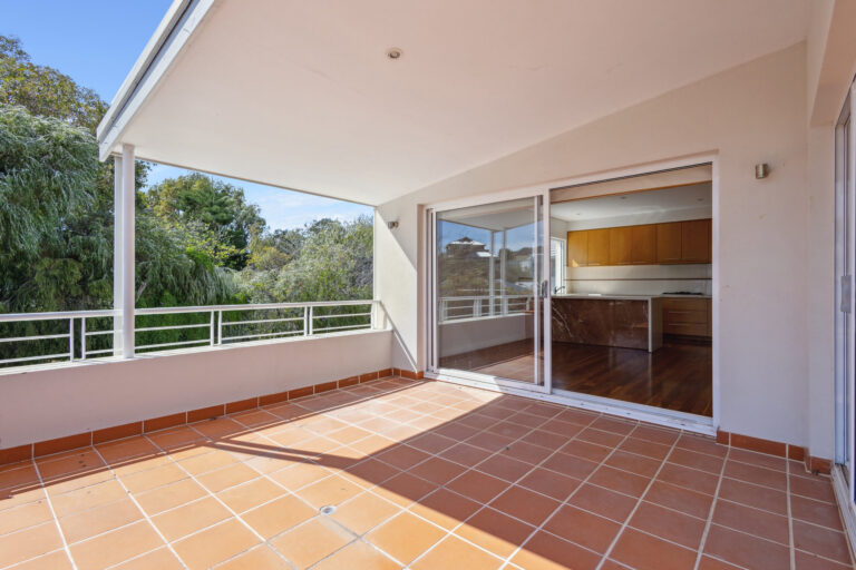 F126 Broome Street gallery