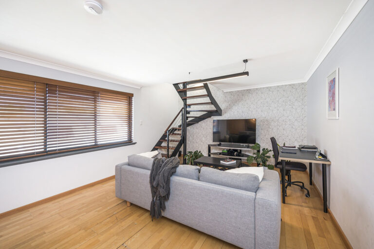 14 / 200 Rokeby Road gallery